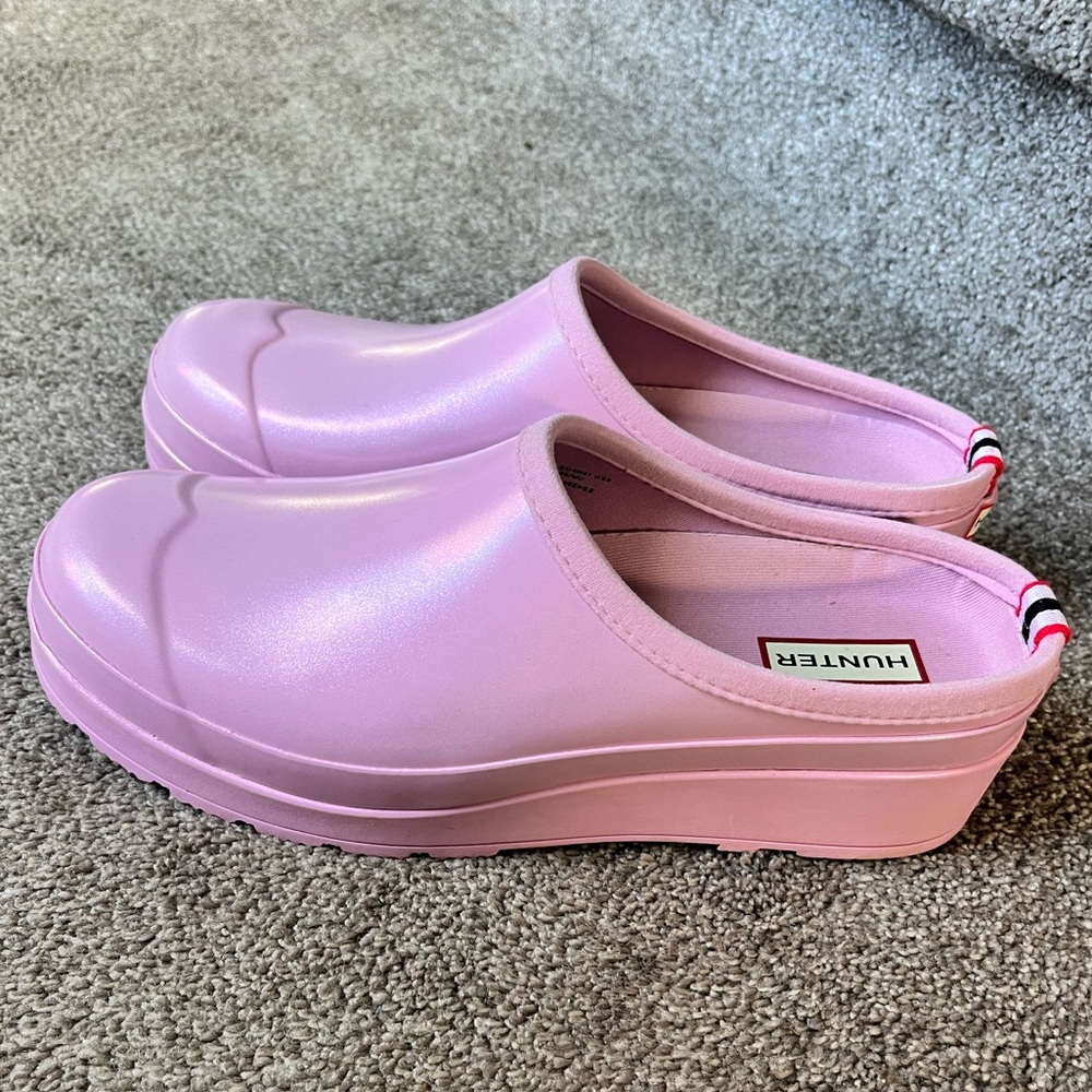Iridescent Pink Hunter Clogs